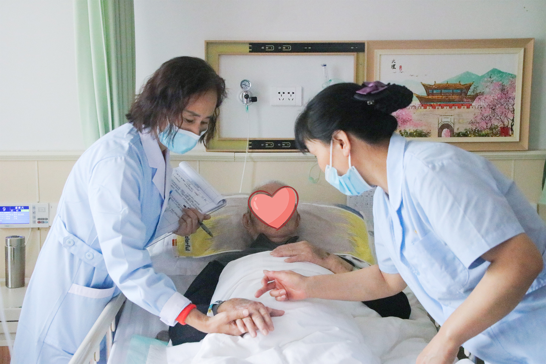 卧床老人如何护理？杭州金诚护理院提供全面的康复护理服务 