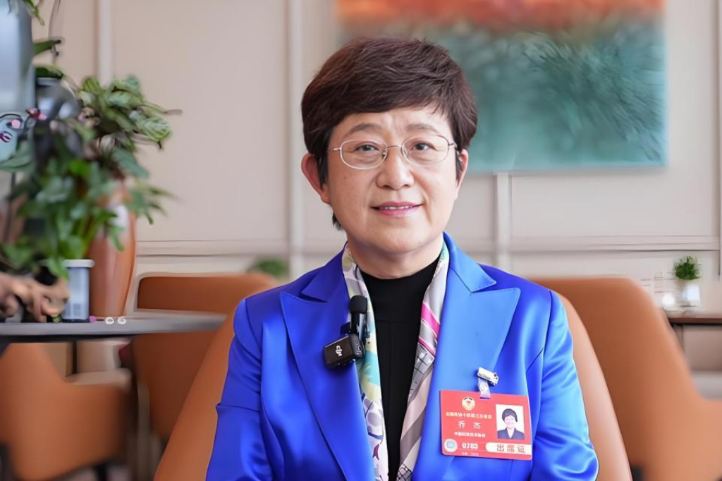 全国政协委员乔杰院士 : 建议增设“运动康复师”职业,并赋予运动处方权